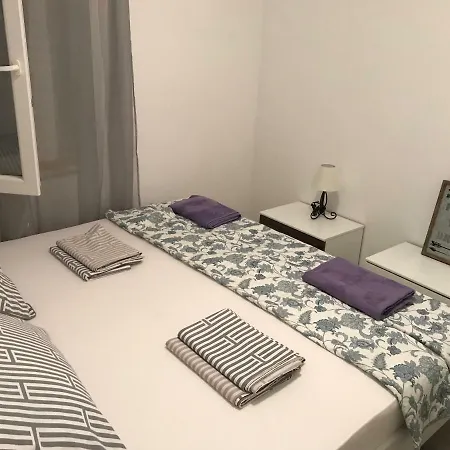 Chloe Apartman Trogir