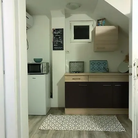 Chloe * تروغير