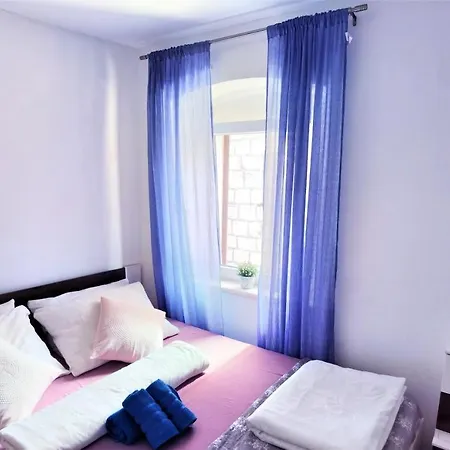 Chloe Apartment Trogir