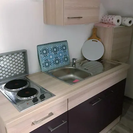 Chloe Apartment