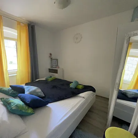 Chloe Apartman
